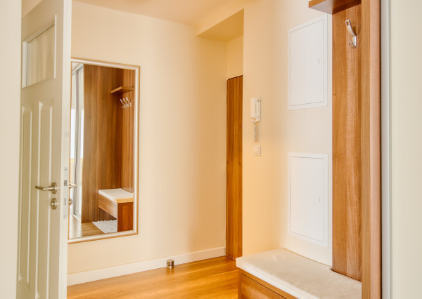 Predaj nadštandardný 3 izbový byt, centrum mesta, tehlová bytovka