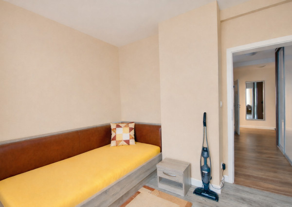 Predaj nadštandardný 3 izbový byt, centrum mesta, tehlová bytovka