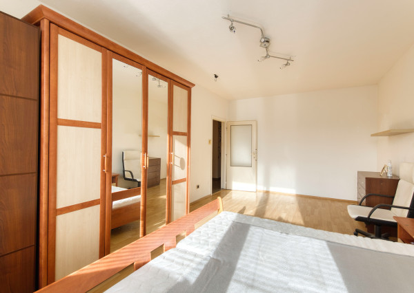 Predaj veľký 2 izbový byt, 69m2, Klokočina