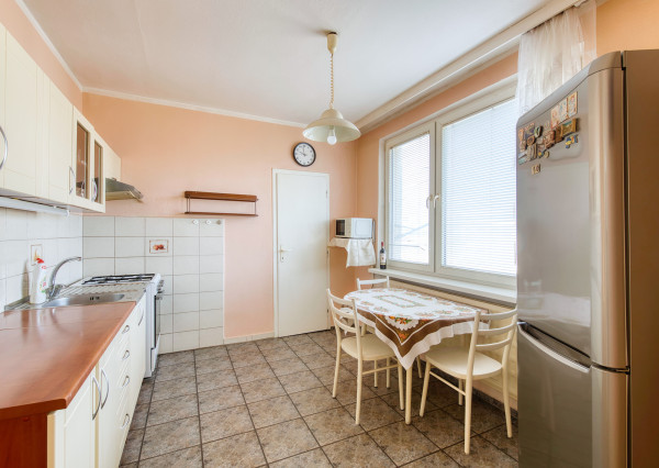 Predaj veľký 2 izbový byt, 69m2, Klokočina