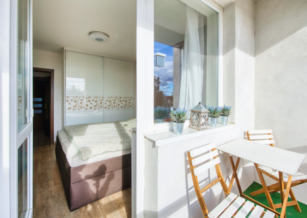 Predaj veľký 3 izbový byt, Zobor, tehla, loggia, krásne výhľady