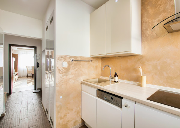 Predaj veľký 3 izbový byt, Zobor, tehla, loggia, krásne výhľady