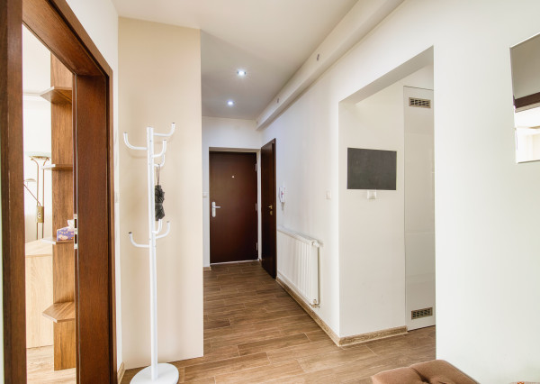 Predaj veľký 3 izbový byt, Zobor, tehla, loggia, krásne výhľady