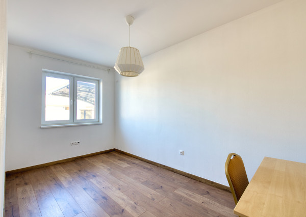 Predaj 5 izbový rodinný dom Chrenová - Nitra