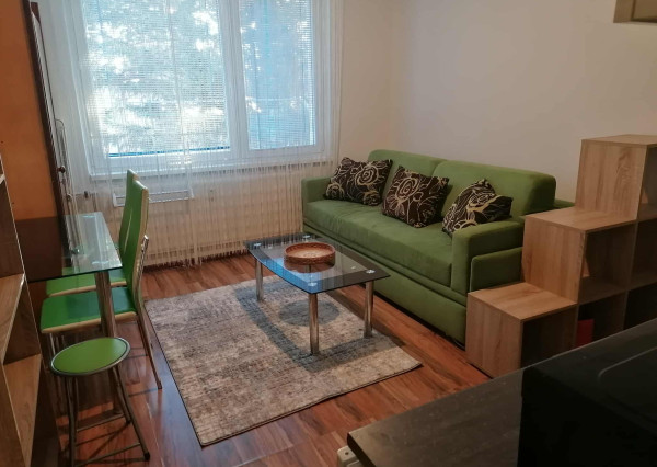 Prenájom zariadená garsónka, Chrenová