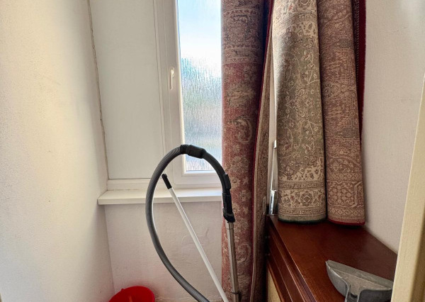 Prenájom 3 izb.byt Chrenová, balkón, zariadený.