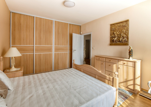 Predaj 4 izbový RD Senec, úplné centrum, bazén, EXKLUZÍVNE!