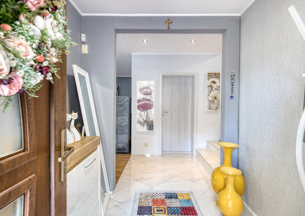 Predaj 4 izbový RD Senec, úplné centrum, bazén, EXKLUZÍVNE!