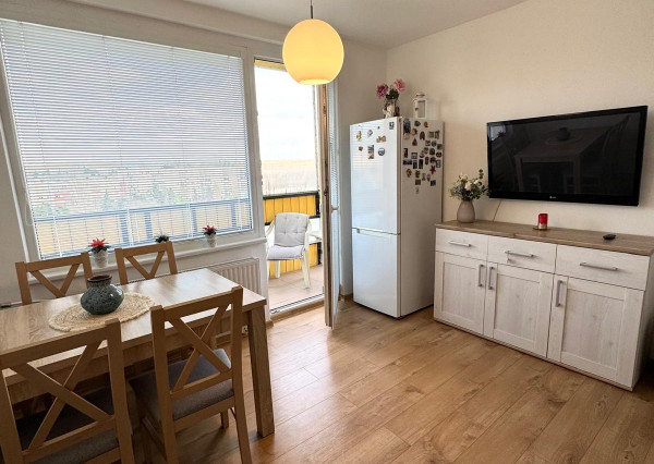 Predaj 2izbový byt Chrenová, ul.Kozmonautov, 2 balkóny EXKLUZÍVNE!