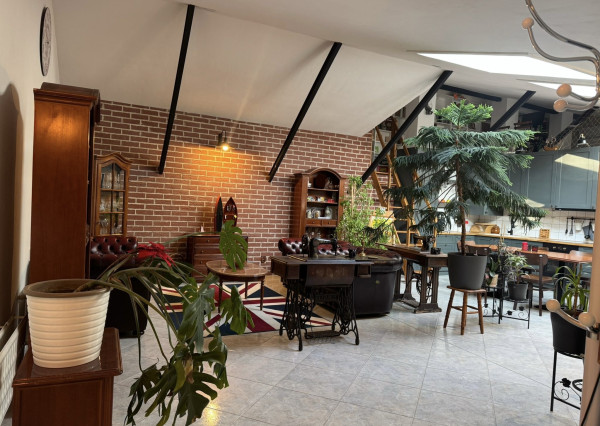 Prenájom jedinečný 3 izbový byt - loft v centre Nitry, 96m2