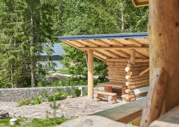 Predaj 4 izbový zrub pri lese, 7,5á pozemok, Nízke Tatry, EXKLUZÍVNE!