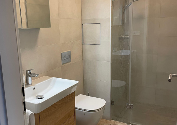 Prenájom pekný, slnečný 1izbový byt, balkón, novostavba Jelenecká