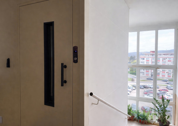 Predaj 2 izbový byt, balkón, úplne centrum mesta