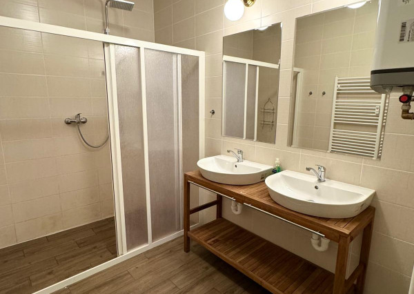 Predaj veľký 2izb.apartmán Donovaly, 89m2 + 2 parkov.miesta