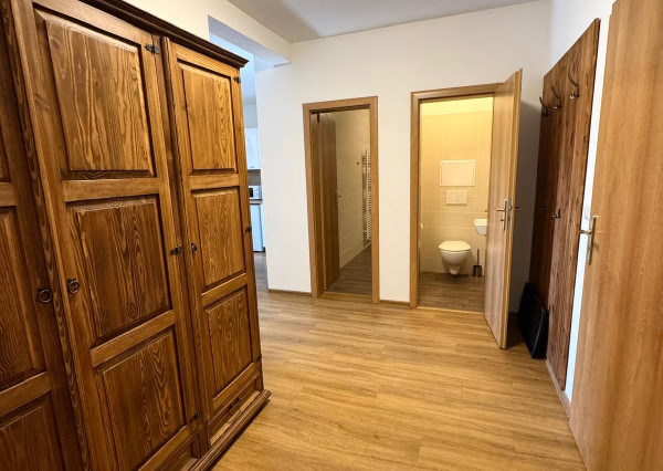 Predaj veľký 2izb.apartmán Donovaly, 89m2 + 2 parkov.miesta