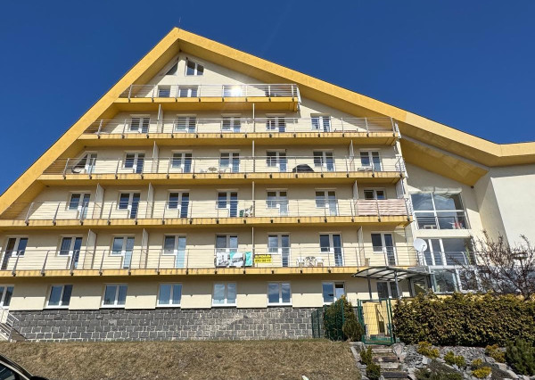 Predaj veľký 2izb.apartmán Donovaly, 89m2 + 2 parkov.miesta