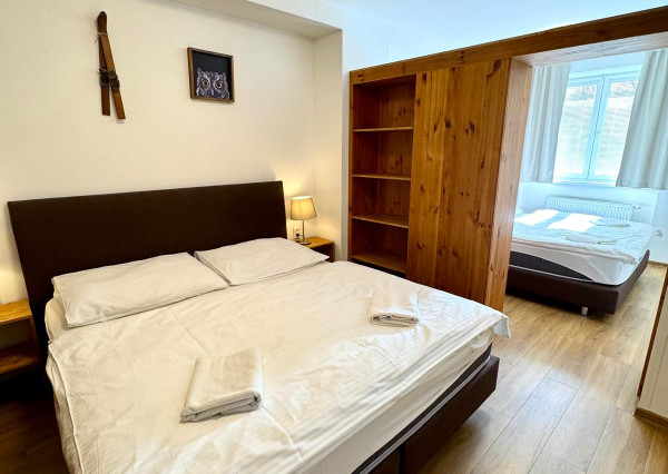 Predaj veľký 2izb.apartmán Donovaly, 89m2 + 2 parkov.miesta