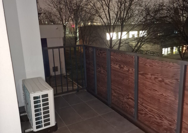 Prenájom 2 izbový byt, novostavba, 40m2 terasa, 2x garážové státie