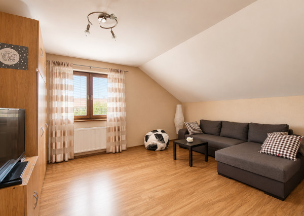 Predaj 5 izbový rodinný dom, Cabaj, krásny 14 á pozemok