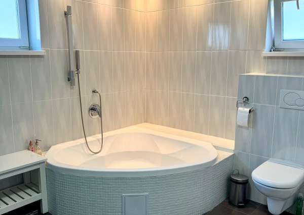 Predaj 2izbový RD Zobor za cenu bytu, 90m2, pozemok 1,6 á