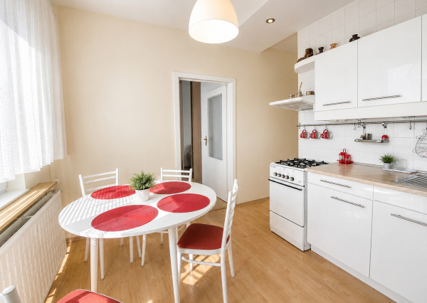 Predaj 3 izbový byt, balkón, 68m2, Klokočina