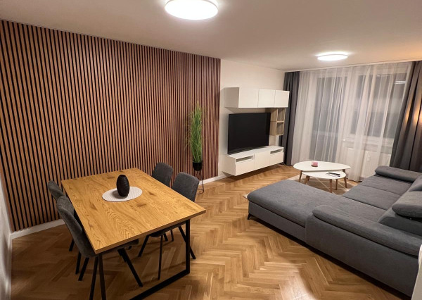 Prenájom krásny 2 izbový byt, balkón, 2x klimatizácia, Chrenová