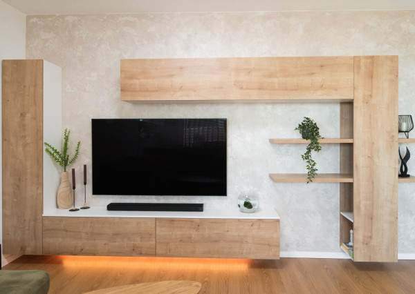 Predaj nadštandardný 2 izbový byt, novostavba, garážové státie, zariadený