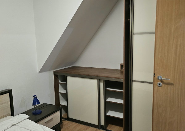 Prenájom 2 izbový byt, zariadený, balkón, Martinák - Južná ul.