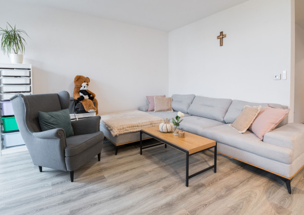 Predaj 2 izbový byt, 2x terasa, novostavba, zariadený