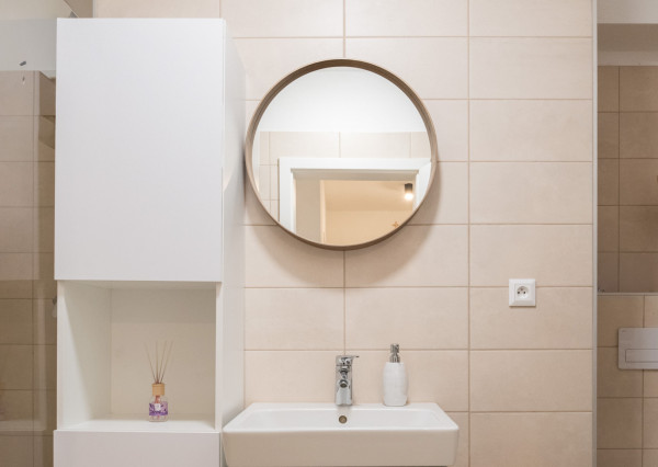 Predaj 2 izbový byt, 2x terasa, novostavba, zariadený