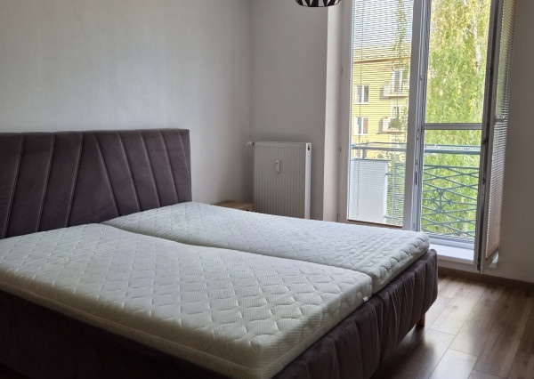Prenájom krásny 2 izbový byt pod hradom, balkón