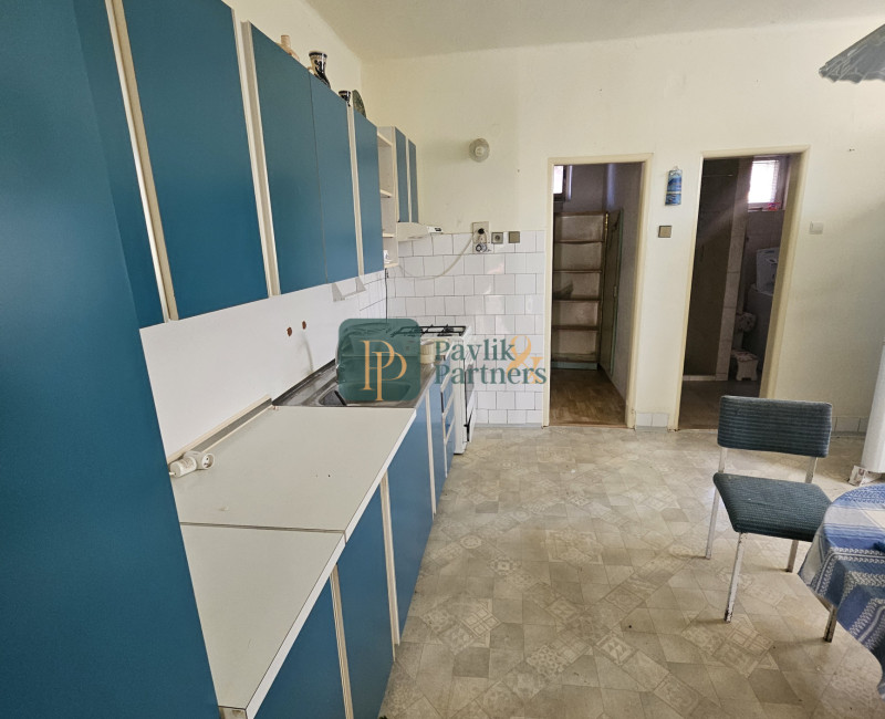 Predaj 2 podlažný RD Rumanová, 30 á krásny pozemok