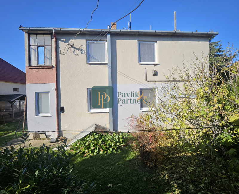 Predaj 2 podlažný RD Rumanová, 30 á krásny pozemok