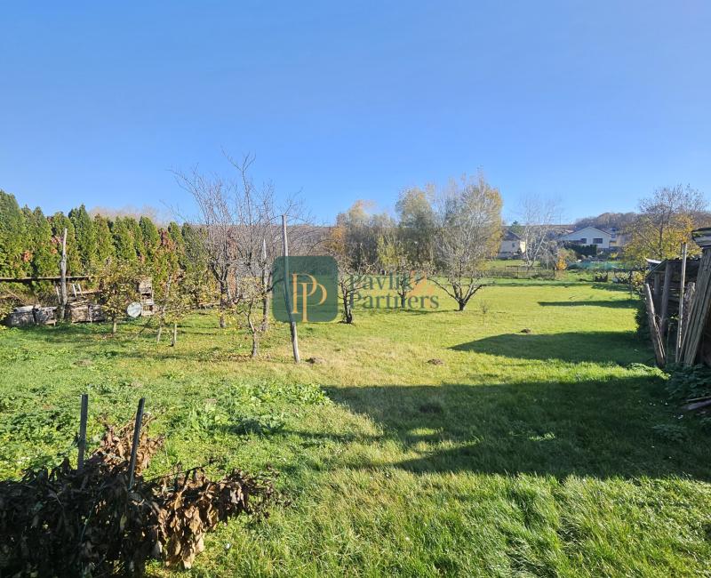 Predaj 2 podlažný RD Rumanová, 30 á krásny pozemok