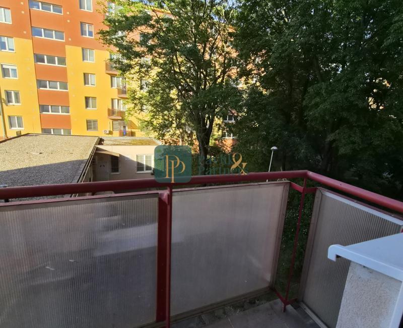 Prenájom krásny 1 izbový byt, balkón, úplne centrum mesta