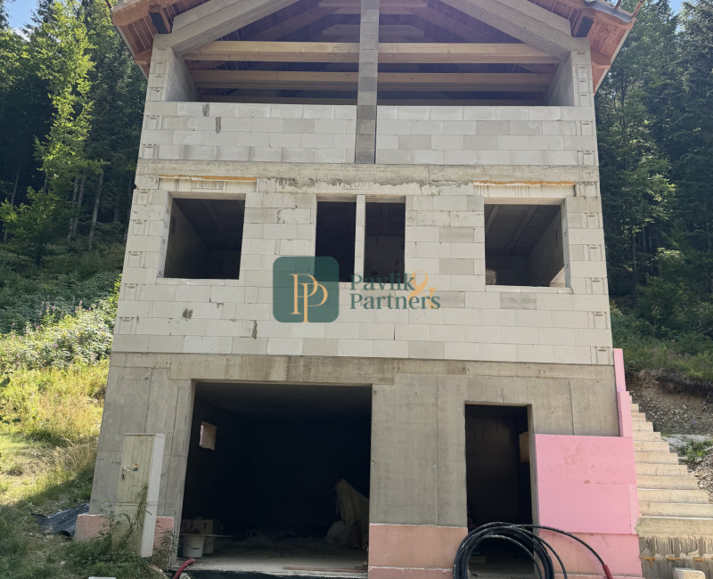 Predaj nadštandardná 4 izbová rekreačná chata, novostavba, garáž, Nízke Tatry