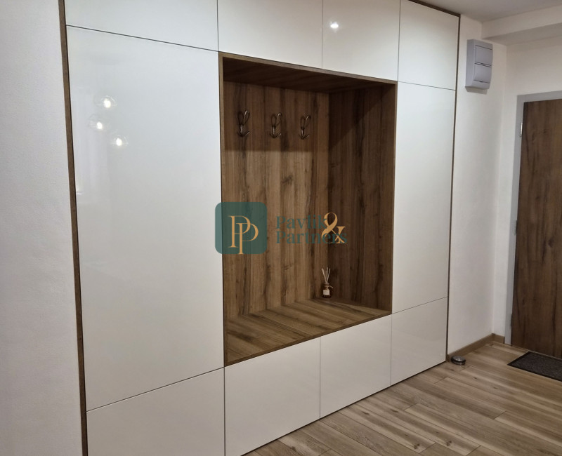 Prenájom krásny 2 izbový byt pod hradom, balkón