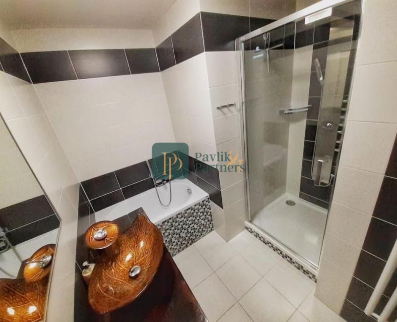 Prenájom 3 izb.byt Chrenová, balkón, zariadený