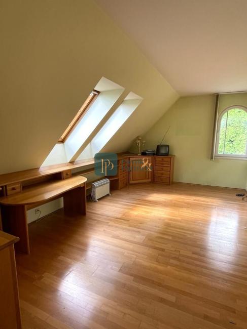 Predaj nadštandardný 9 izbový RD Čermáň, pozemok 17á. NOVÁ CENA!