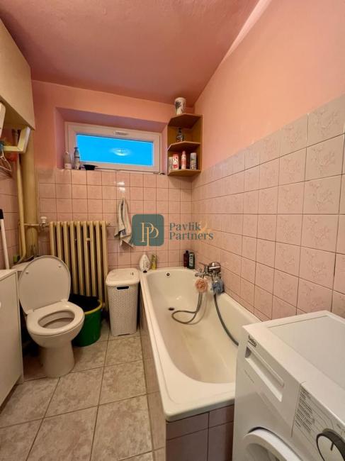 Predaj 6 izbový RD, Chrenová, 750m2 pozemok,všetky IS