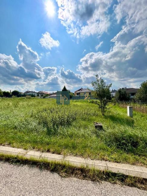 Prenájom pozemok Na Prameni, 9á