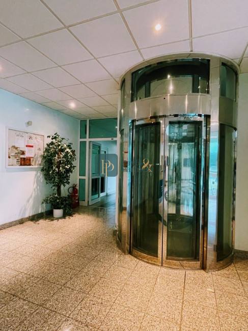 Predaj administratívna budova, Chrenová Nitra