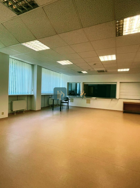 Predaj administratívna budova, Chrenová Nitra