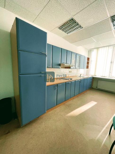 Predaj administratívna budova, Chrenová Nitra