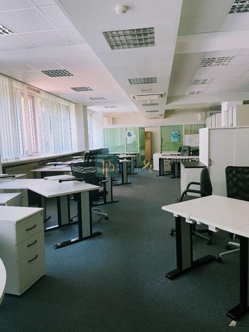 Predaj administratívna budova, Chrenová Nitra