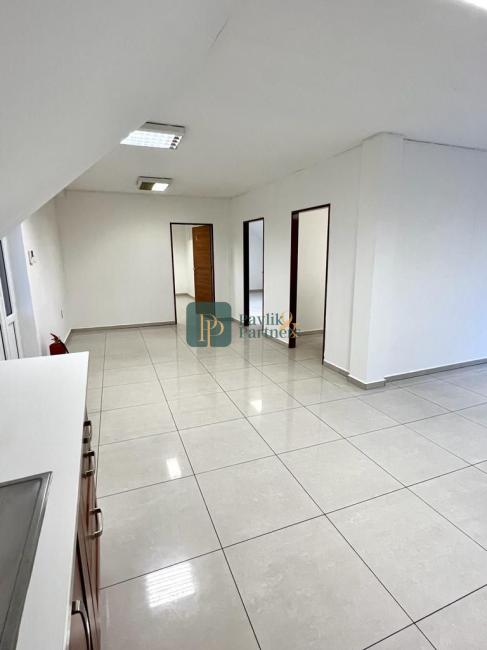 Prenájom kancelárske priestory 90m2, Braneckého ul.