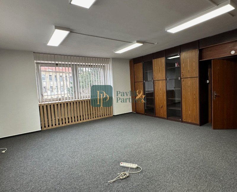 Prenájom kancelársky priestor, úplne centrum mesta, 62m2