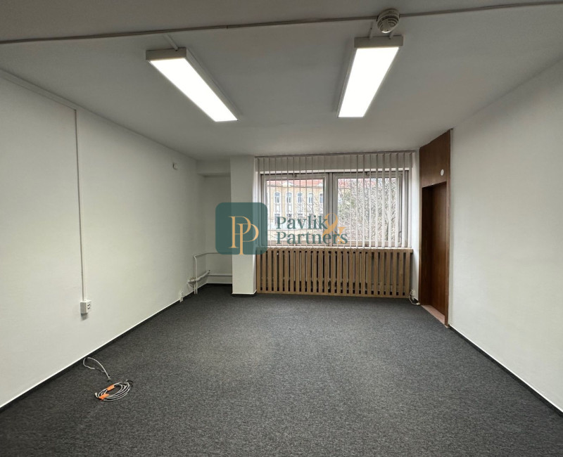 Prenájom kancelársky priestor, úplne centrum mesta, 62m2