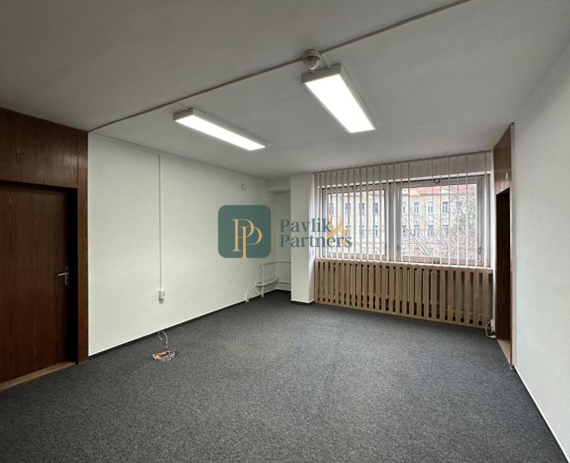 Prenájom kancelársky priestor, úplne centrum mesta, 62m2