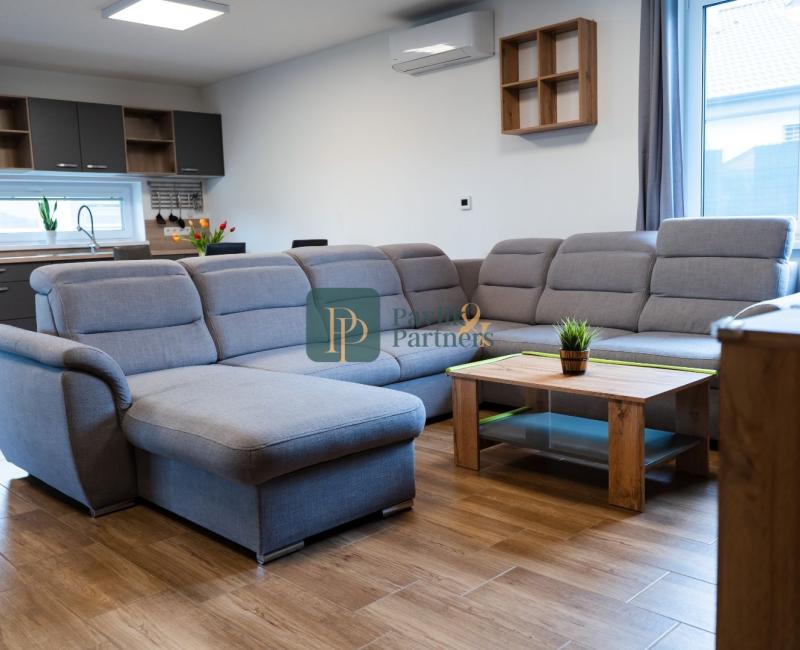 Predaj 4.izbový RD novostavba, 5a pozemok, Čechynce